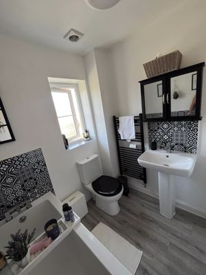 Photo 8- click for photo gallery